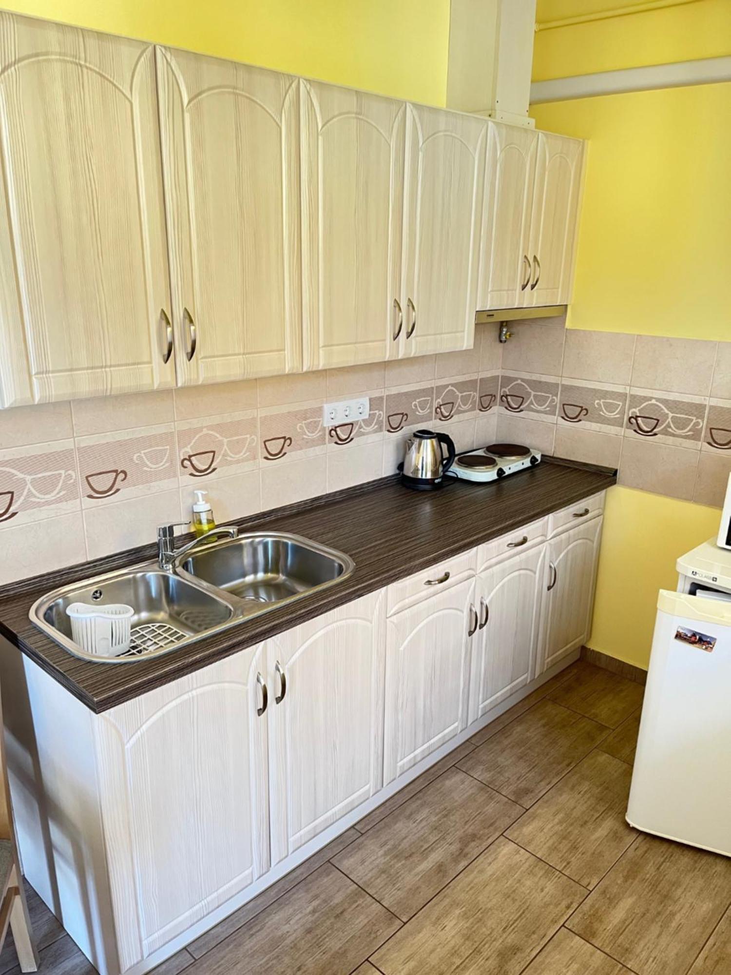 Gesztenye Apartman Mako Bagian luar foto