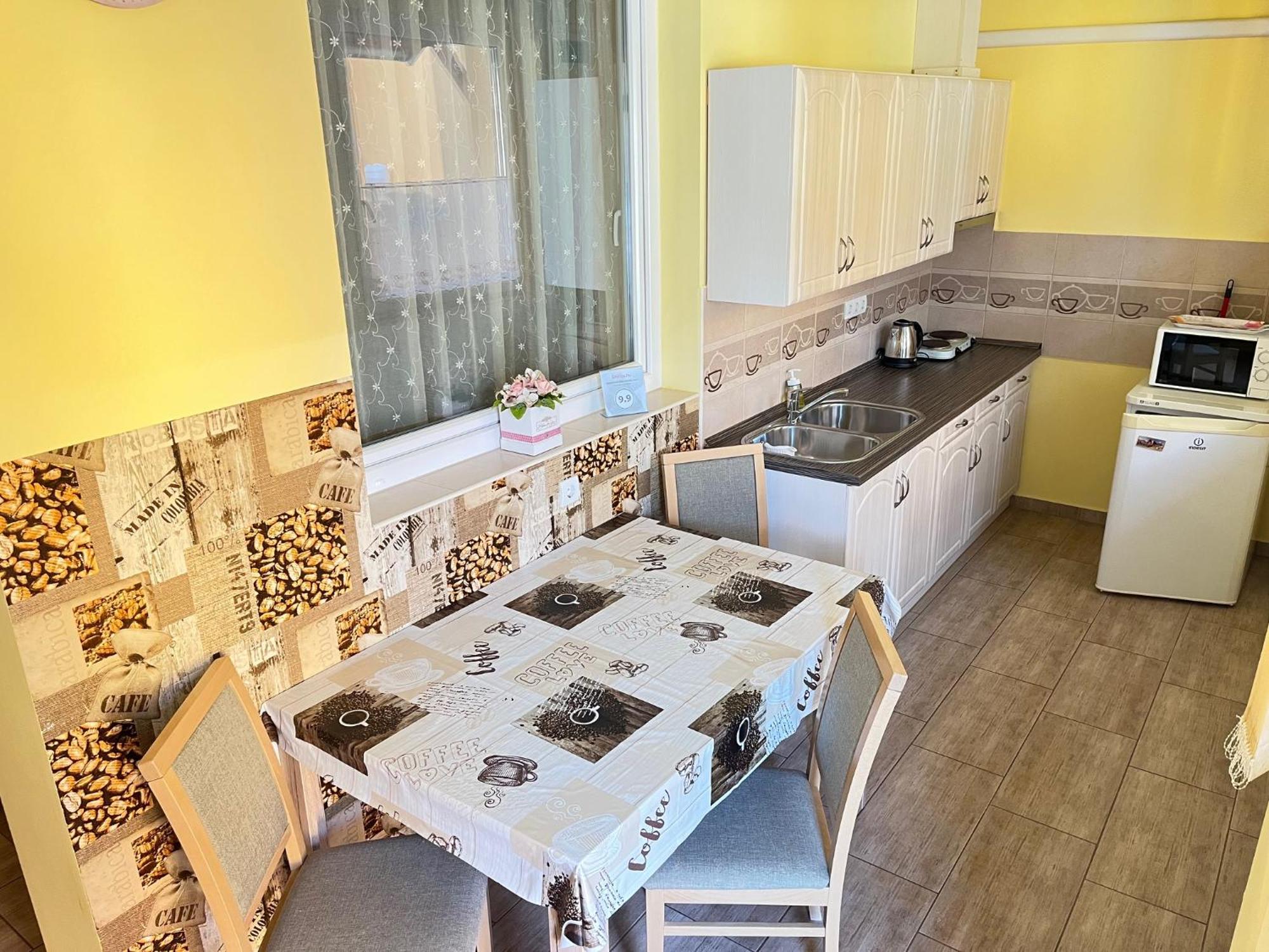 Gesztenye Apartman Mako Bagian luar foto