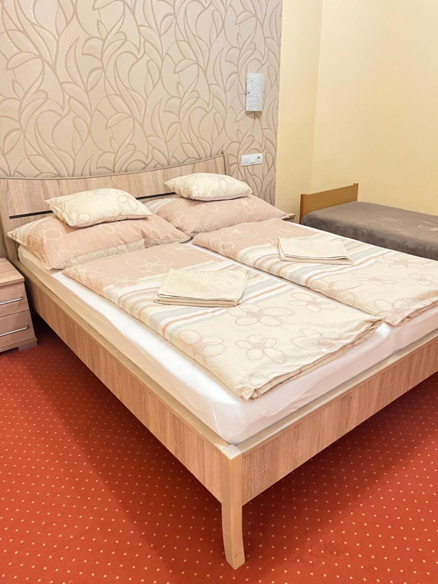 Gesztenye Apartman Mako Bagian luar foto