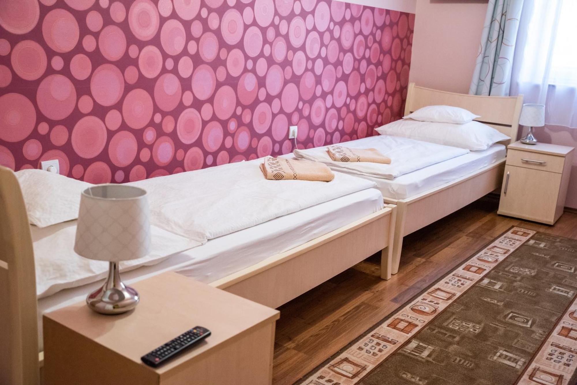Gesztenye Apartman Mako Bagian luar foto