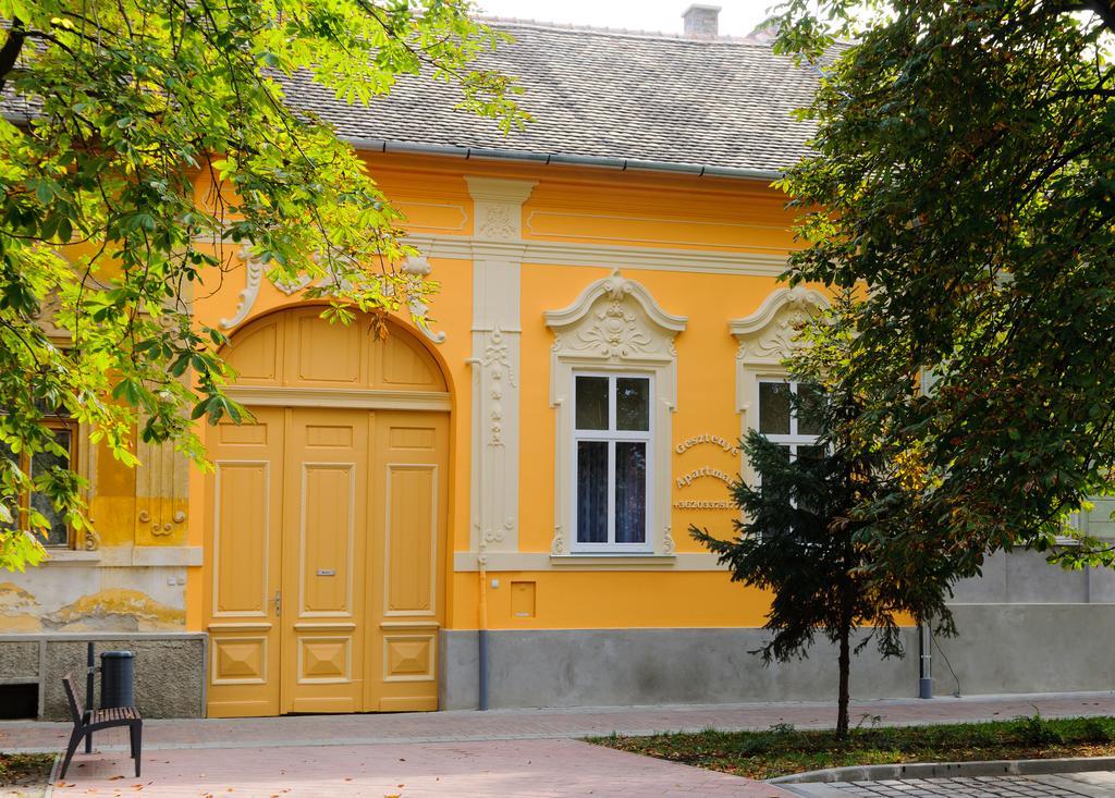 Gesztenye Apartman Mako Bagian luar foto